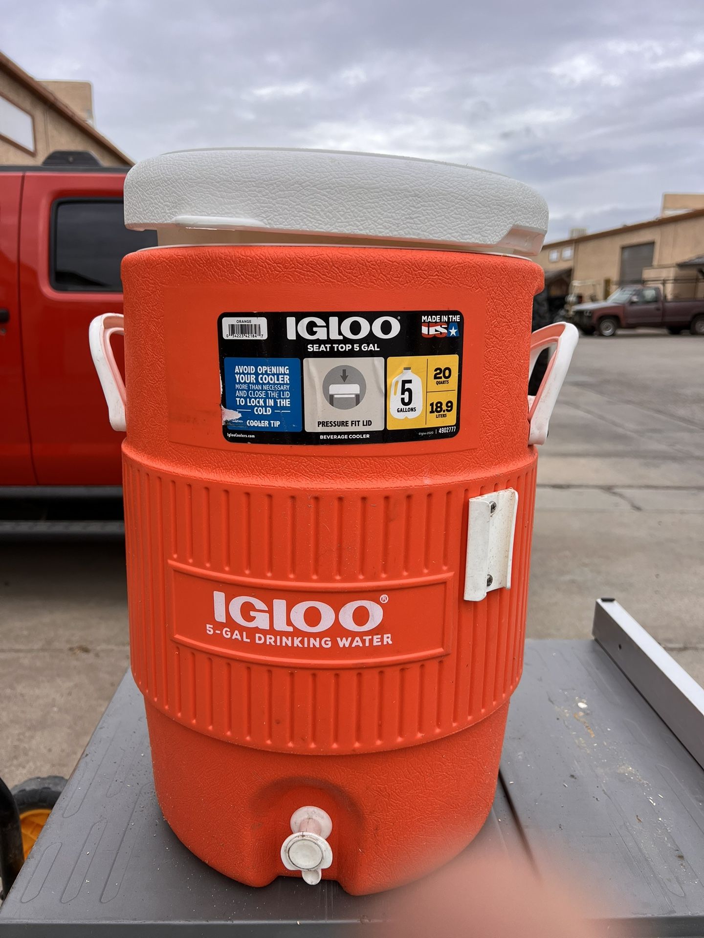 Igloo 5 Gallon Drinking Cooler