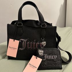 Juicy Couture Mini Tote & zip up card case🖤