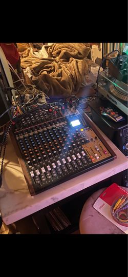 Tascam model 16