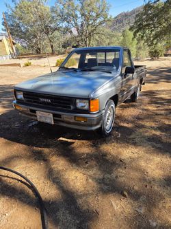 1987 Toyota pickup