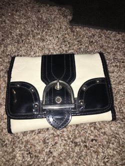 Black & white wallet