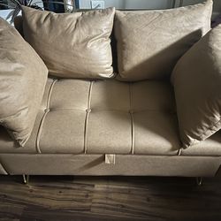 Small Love Seat 