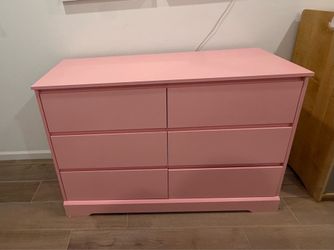 Pink 6-Drawer Dresser