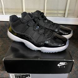 Jordan 11 Low Space Jam Size 11