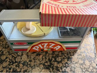 Melissa & Doug pizza play everything in picture for pizza included