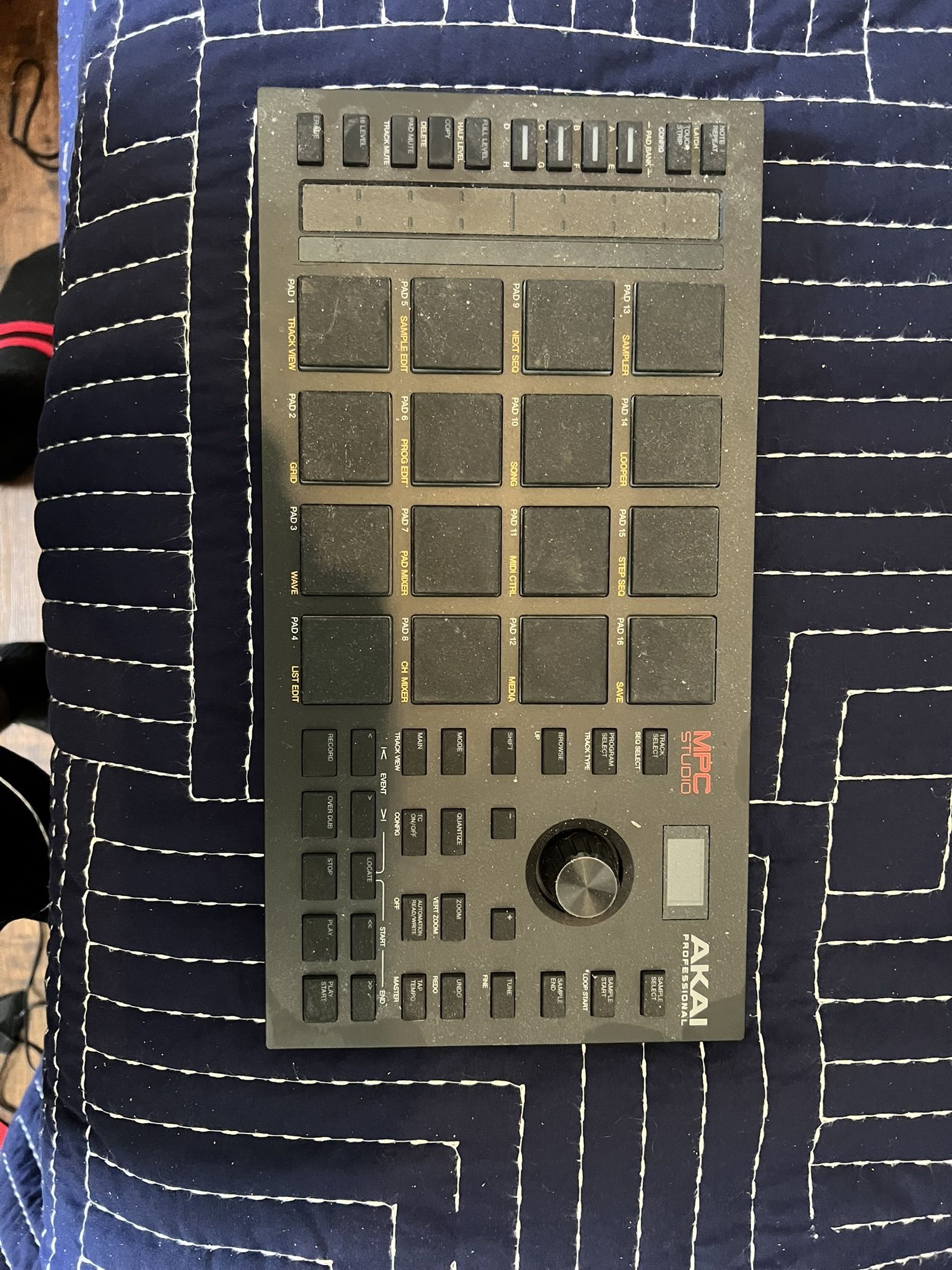 Akai MPC Studio