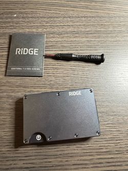 Ridge Wallet – Gray Minimalist Metal Wallet with Money Clip