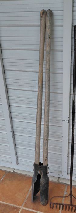Post Hole Digger 47"
