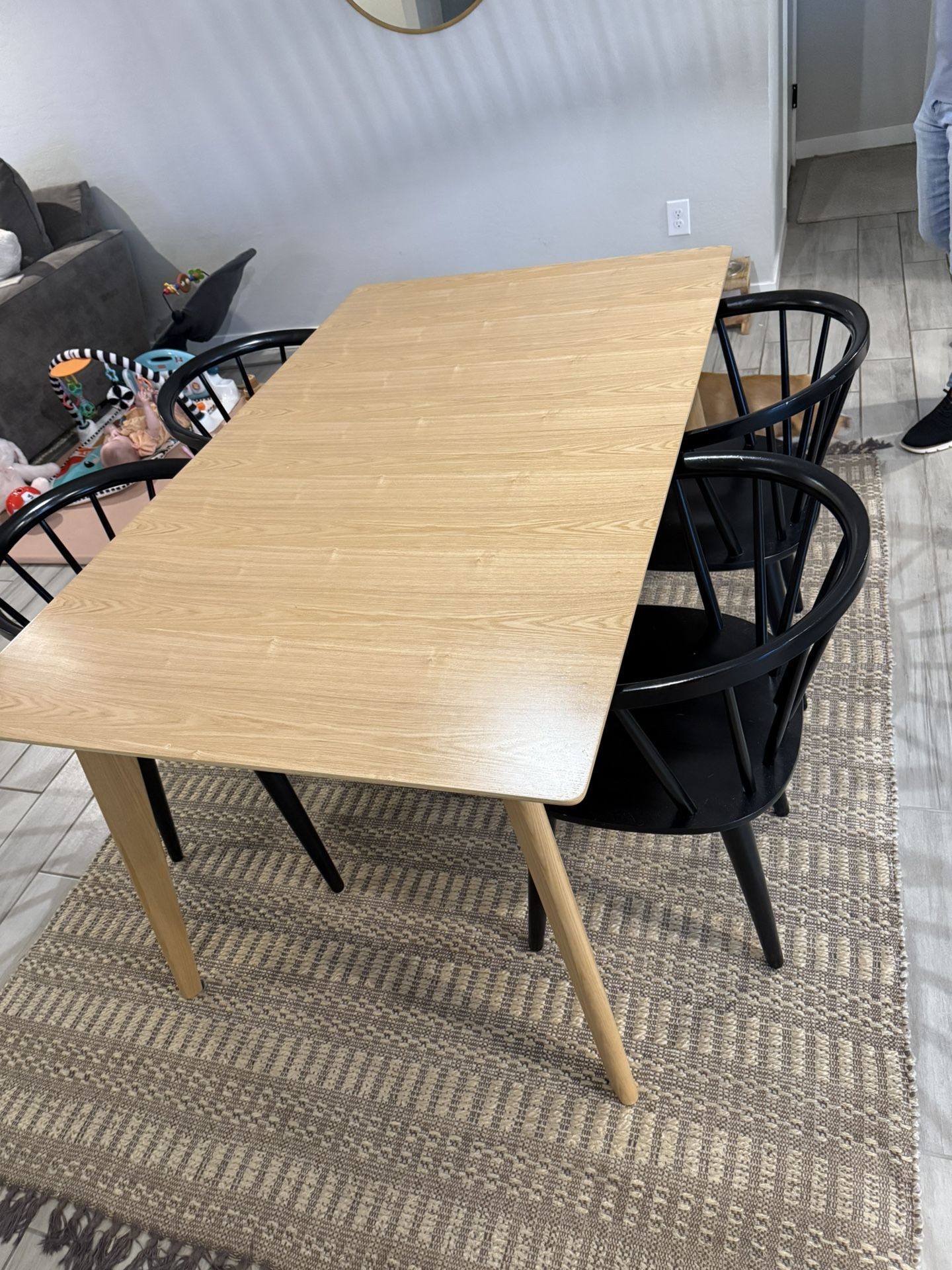 Kitchen Table And Chairs
