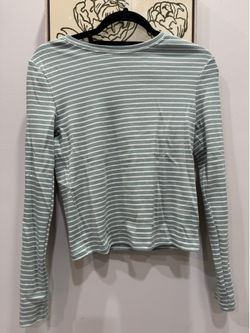 wild fable Green White Striped Long-Sleeve Tee Women’s Medium ~GOOD COND