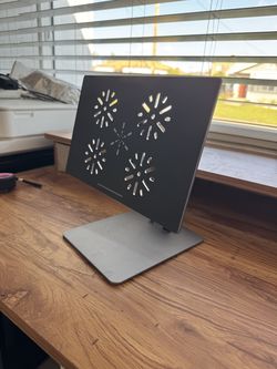 Magnetic ipad stand