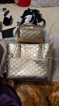 Hand bag