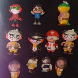RYANS WORLD  12 CHARACTER LOT