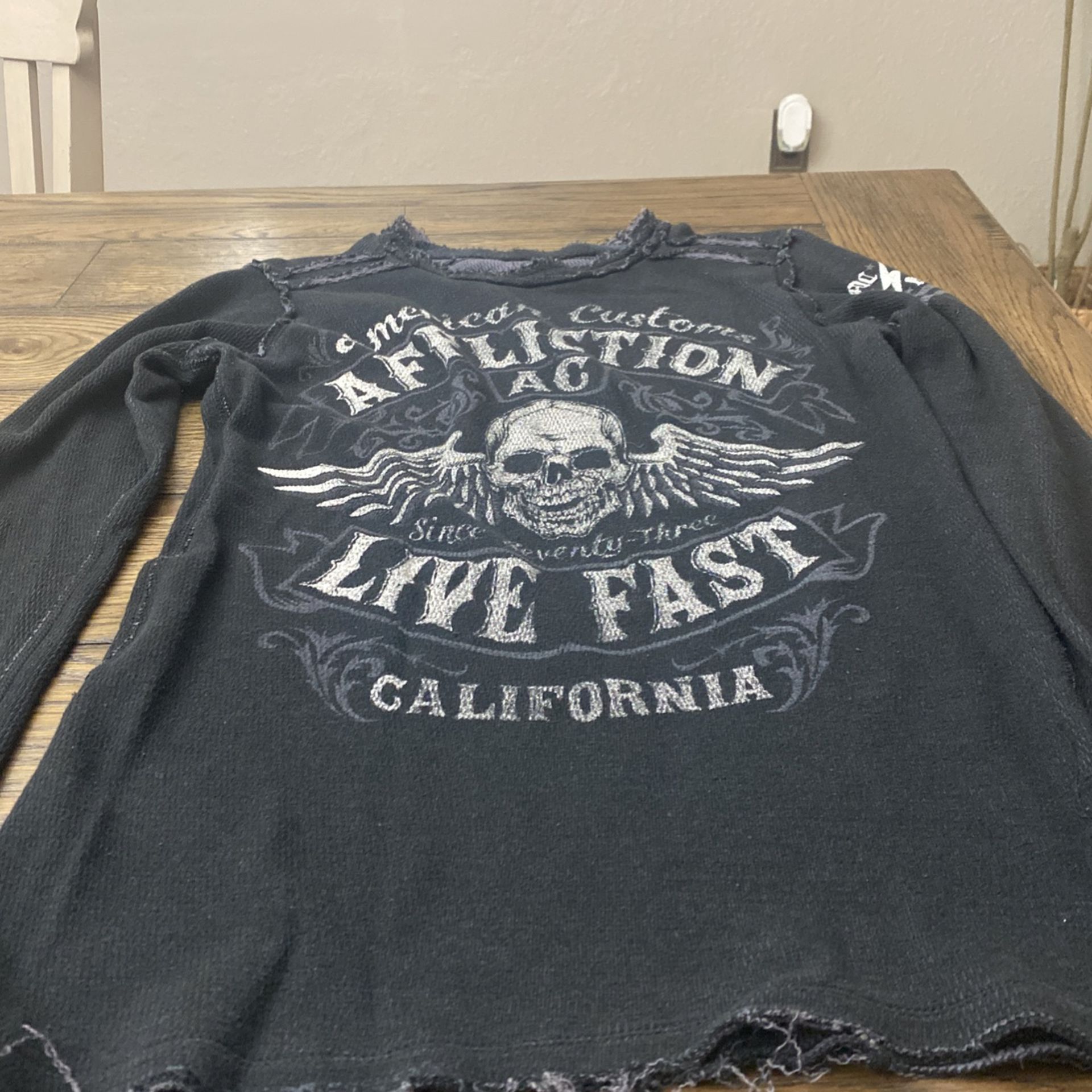 Affliction Men’s Long sleeve Size Small 