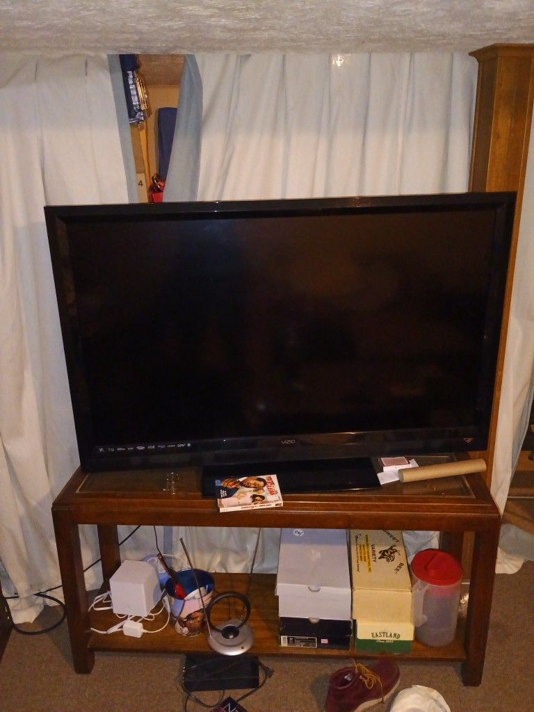 55 Inch TV 