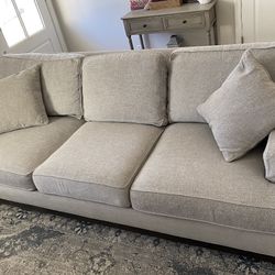 Ethan Allen Arcata Couch