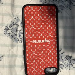 Designer Inspired Supreme LV iPhone SE Case – Red Streetwear Edition 🔥