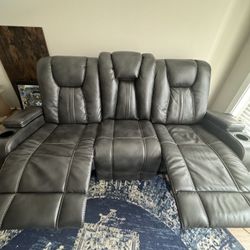 Leather Recliner w/charging Port