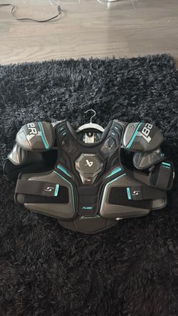 Supreme Bauer Fuse  shoulder pad