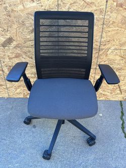 Steelcase Think V2 Task Chairs – Like New – Fully Loaded – 2016