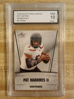 Patrick Mahomes Rookie Card MINT