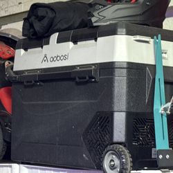 AAOBOSI large Portable fridge And Freezer, Used Once