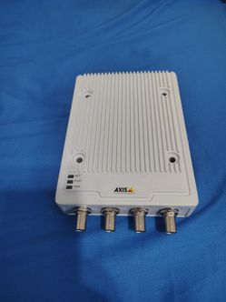 Axis Communications 4-Channel Video Encoder