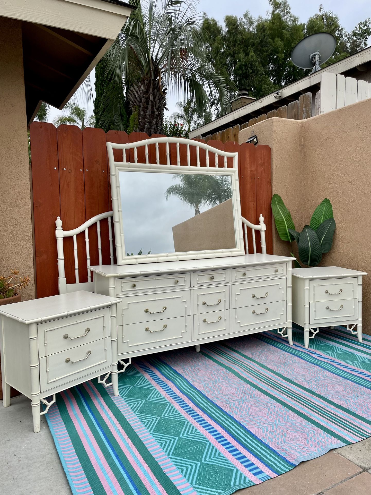 Bedroom Set Dresser Mirror Nightstands Headboard Vintage MCM Retro Tiki Tropical Coastal Bamboo