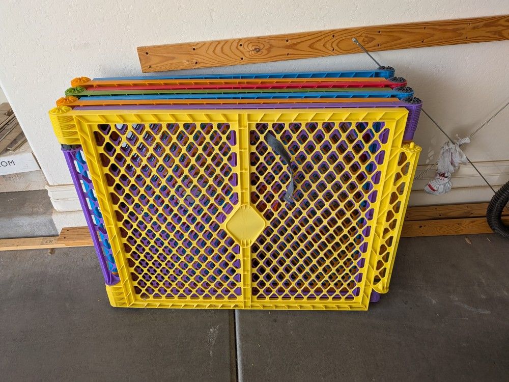 North States Superyard Playpen