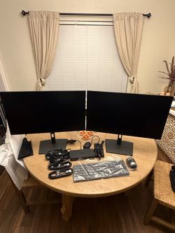 NEW Dell Dual Monitor Complete Workstation Bundle + Dock Keyboard Mouse Cables