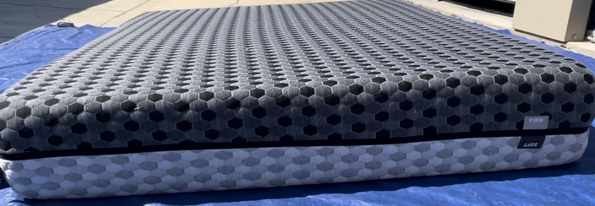 🛏️ Queen Layla Memory Foam Mattress – FLIPPABLE | Soft OR Firm | DELIVERY AVAILABLE 🚚