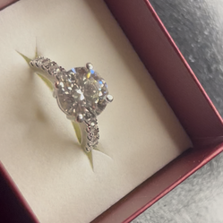 3.61 Carrat Round Cut Lab Created Diamond Ring IGI CERTIFIED