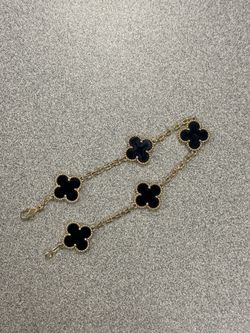 Plated clover bracelet
