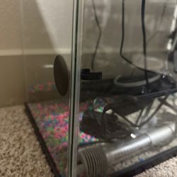 Fish Tank + Every Accessorie For The Tank + 2 Foods + Tank Cleaner