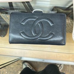Chanel Wallet 