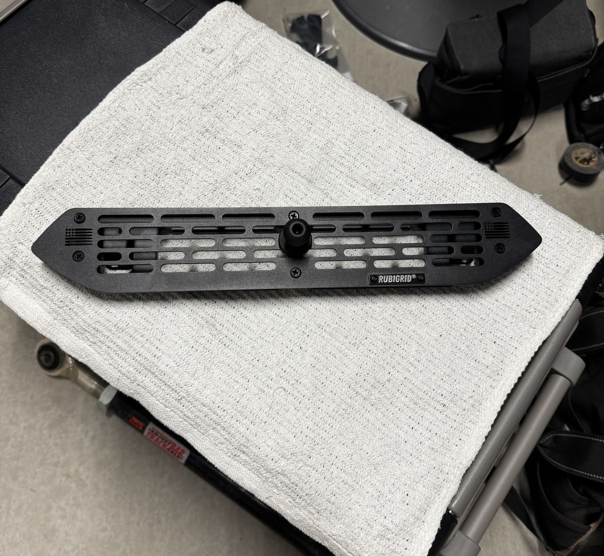Bulletpoint Rubigrid Dash Mount For Gladiator