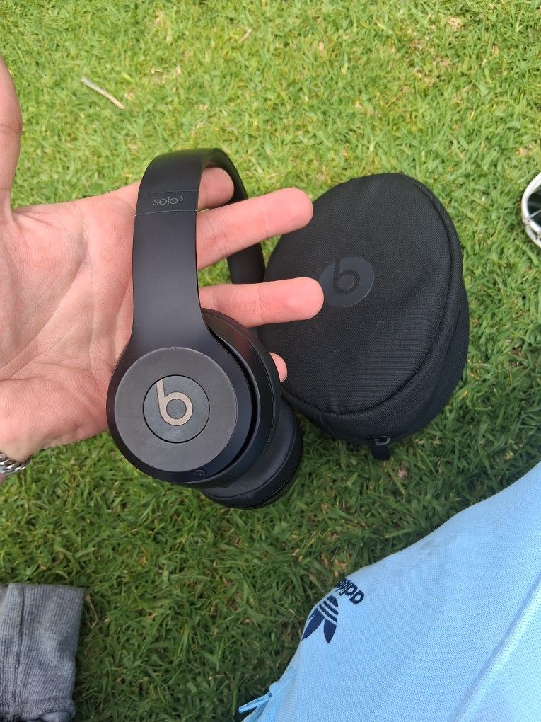 Beats Solo 3