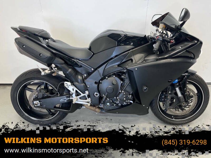 2011 Yamaha R1