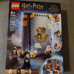 LEGO Hogwarts Moment: Charms Class