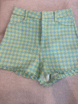 Zara Small Green and blue houndstooth shorts