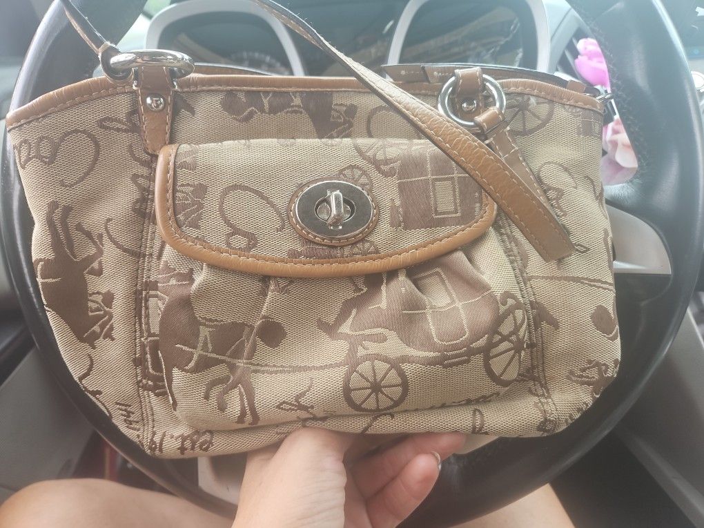 Small Coach Purse Motivated Seller