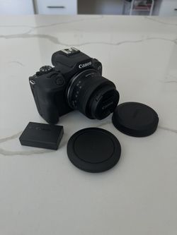 Canon EOS R100