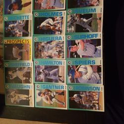 (21) 1992 FLEER BASEBALL CARDS