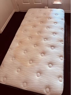 Twin Beautyrest mattress