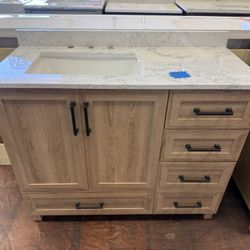 Glacier Bay Tobana 42 in. Single Sink Weathered Tan Bath Vanity with White Engineered Marble Top