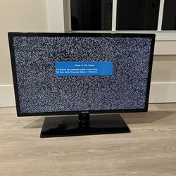 2 Samsung 32” Smart TVs