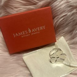 💕James Avery retired Floral Ring