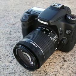 Canon 70D DSLR w/ 18-135mm 