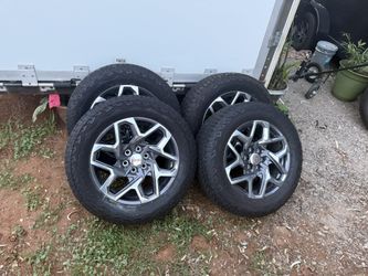 GMC Sierra,Yukon Wheels And Tires 275/60R20 $1350 Firm 