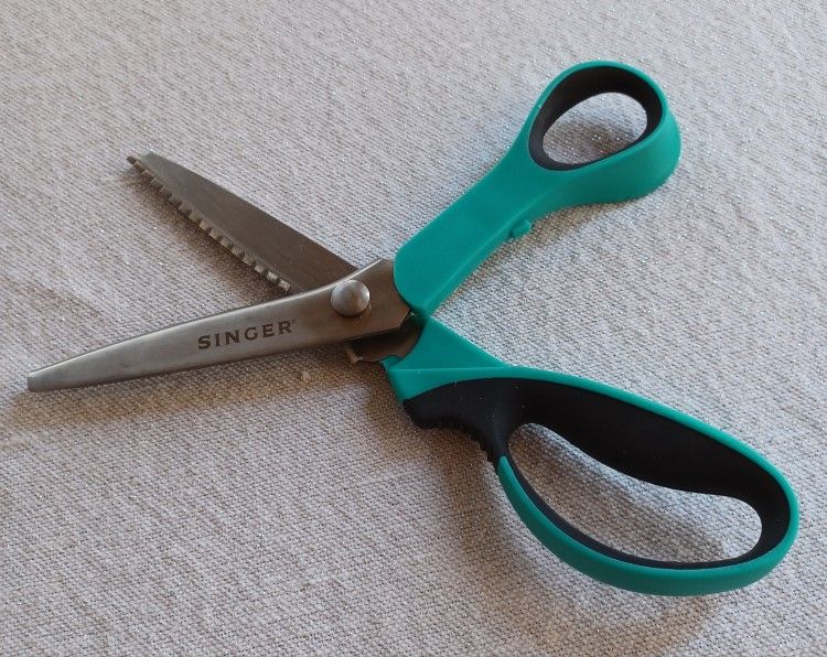 SINGER Heavy Duty Pinking Shears